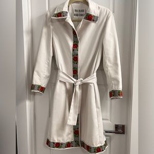 Vintage Women's Trench late 1960's Bill Blass for Bond Steet

.